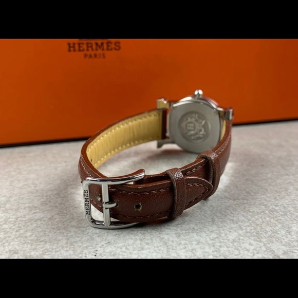 💯 authentic Hermès watch 9/10 condition - Picture 5 of 8